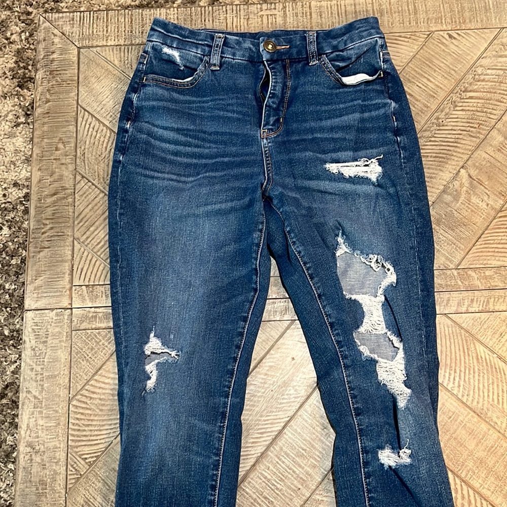 American Eagle distressed jeans size 4 blue